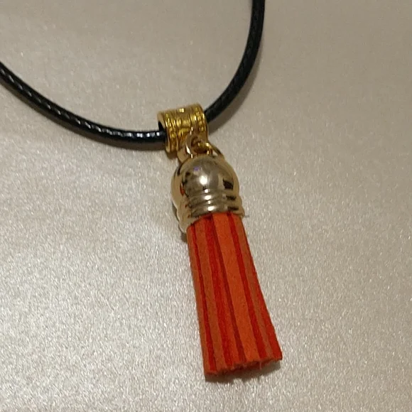 Salmon Color Tassel Set! - Picture 7 of 8